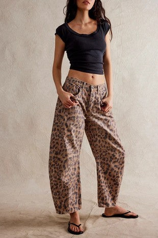 Leopard Barrel Jeans